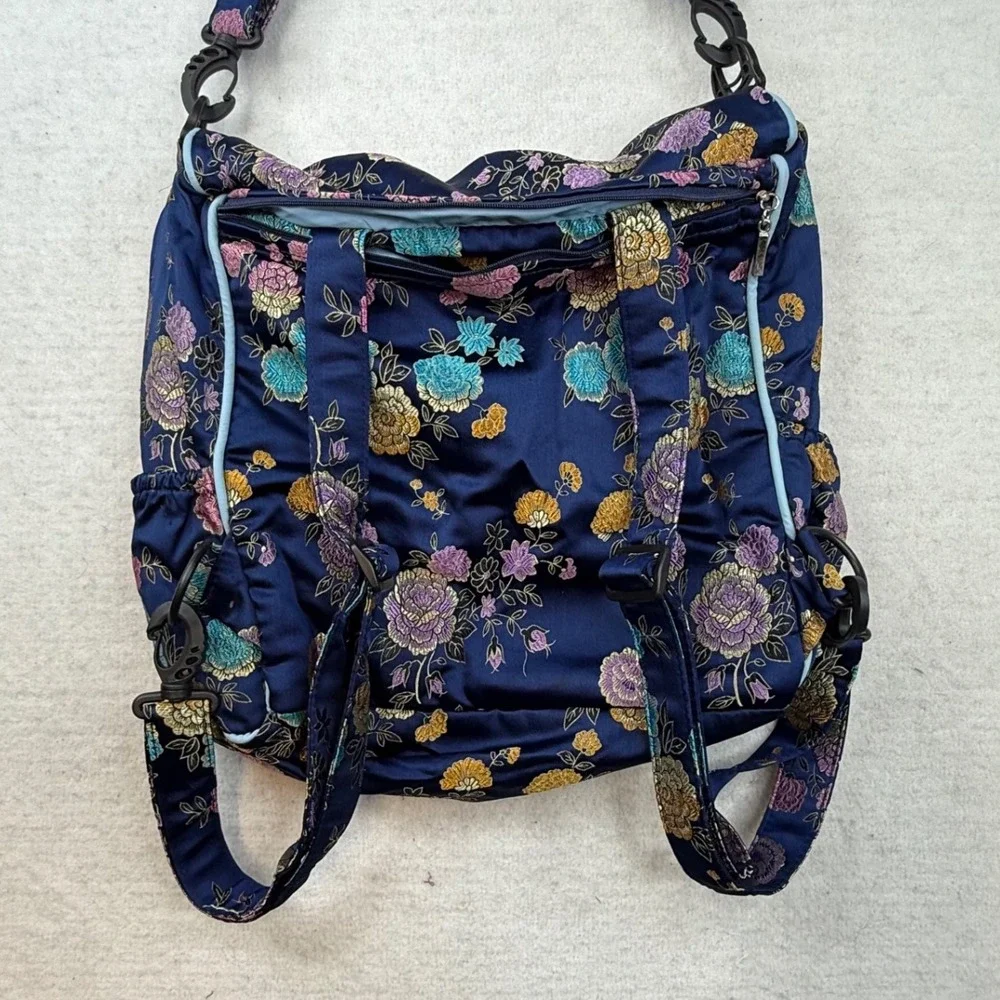 Mommy‎ Bag kecci Convertible Diaper Bag backpack Navy Floral silky - small marks